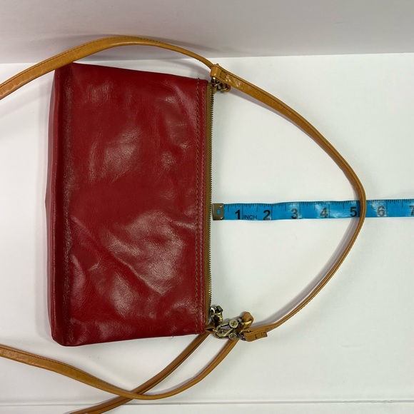 HOBO Darcy Convertible Crossbody/Wristlet - fuschia - Picture 13 of 15